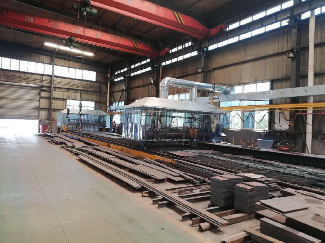 火焰切割(gē)機除塵係統(圖2) 火焰切割機除塵係統(圖2)